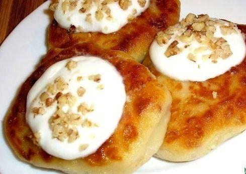 Медовые сырники.