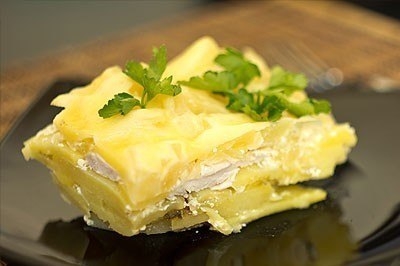 Запеканка из картофеля с курицей.