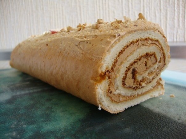 Рулет со сгущенкой