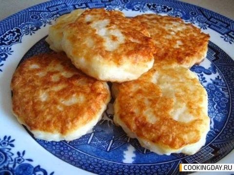 ОЛАДЬИ РИСОВЫЕ С ЯБЛОКАМИ