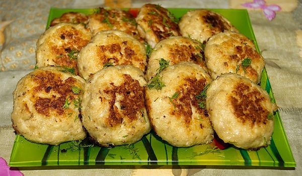 РЫБНЫЕ КОТЛЕТЫ ИЗ ТРЕСКИ С ТВОРОГОМ