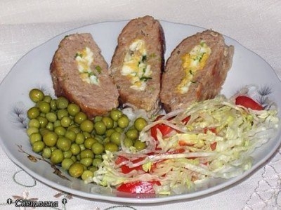 РУЛЕТ МЯСНОЙ С ЯЙЦОМ И ЗЕЛЕНЫМ ЛУКОМ ИЗ ДЕТСКОГО САДА