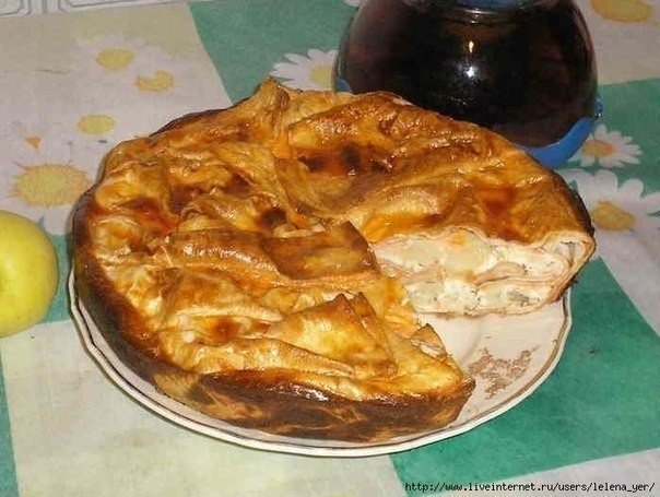 Пирог из лаваша (с сулугуни, укропом и картошкой) Пирог из лаваша (с сулугуни, укропом и картошкой)