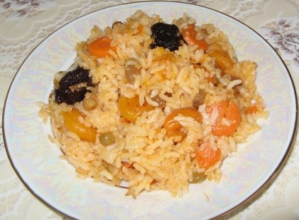 СЛАДКИЙ ПЛОВ С СУХОФРУКТАМИ