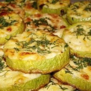 КАБАЧКИ ЗАПЕЧЕННЫЕ СО СМЕТАНОЙ