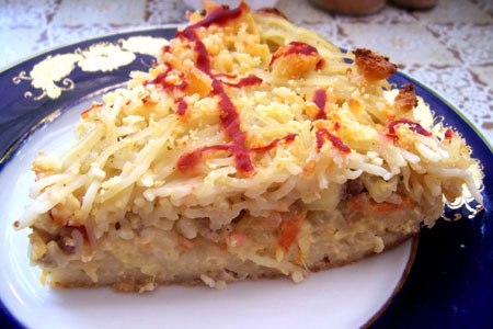 ЗАПЕКАНКА С МАКАРОНАМИ И ФРУКТАМИ