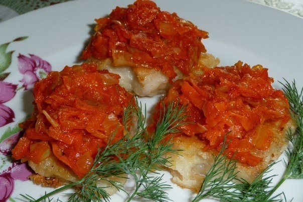 РЫБКА ПОД МОРКОВНЫМИ "ЧЕШУЙКАМИ"