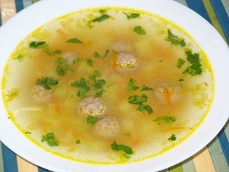 Суп с фрикадельками (не покупными).