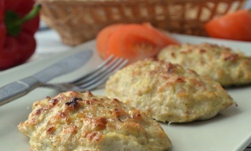 КУРИНЫЕ КОТЛЕТЫ С ЯБЛОКОМ И МЕДОМ