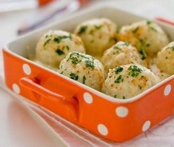 Рыбные фрикадельки в молоке