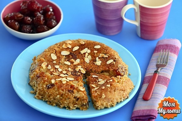Геркулесовый пирог с яблоками и финиками