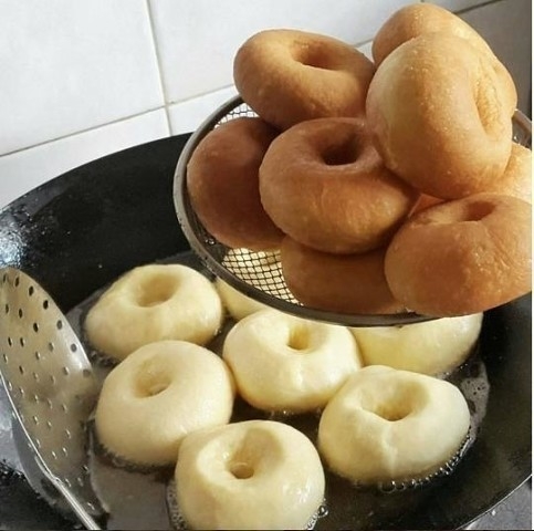 Самые вкусные пончик.