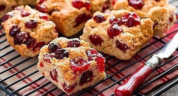 ВИШНЕВЫЙ ПИРОГ НА СКОРУЮ РУКУ
