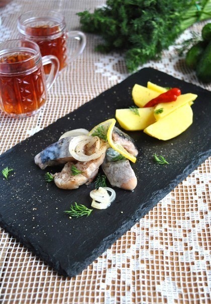 Малосольная скумбрия.