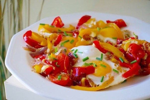 Пиперада - испанская яичница с овощами