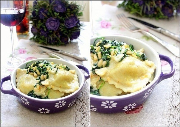 Равиоли с грибами и сыром.