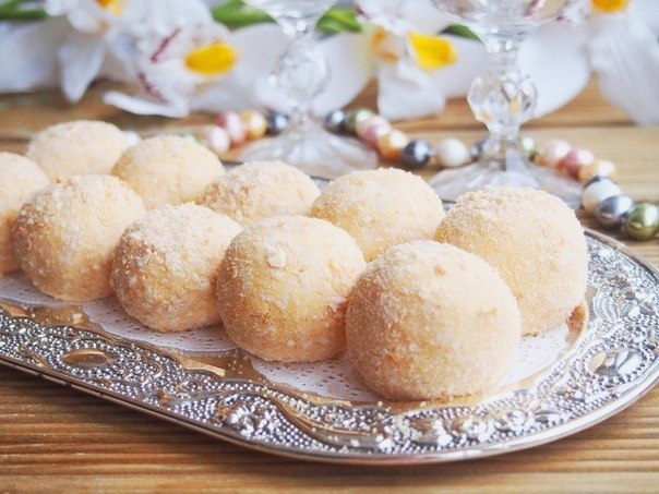 Сырные шарики с шампиньонами.