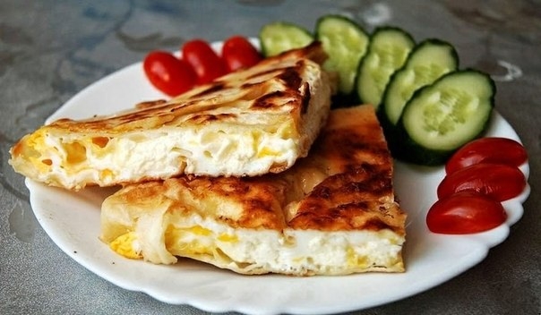 Лаваш с яйцом.