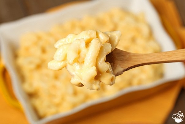 Макароны с сыром (Macaroni and Cheese).