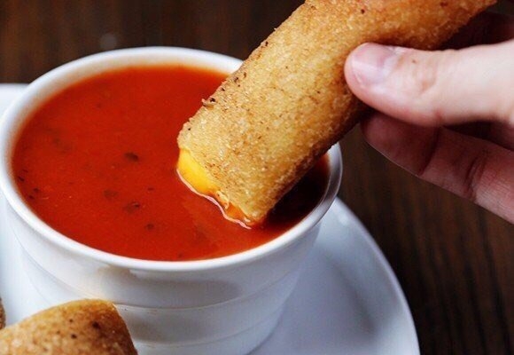 ЖАРЕННЫЕ РУЛЕТИКИ С СЫРОМ