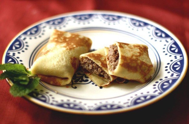 ЛЮБИМЫЕ БЛИНЧИКИ С МЯСОМ