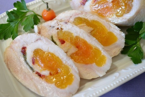 КОЛБАСКИ-РУЛЕТИКИ ИЗ КУРИЦЫ