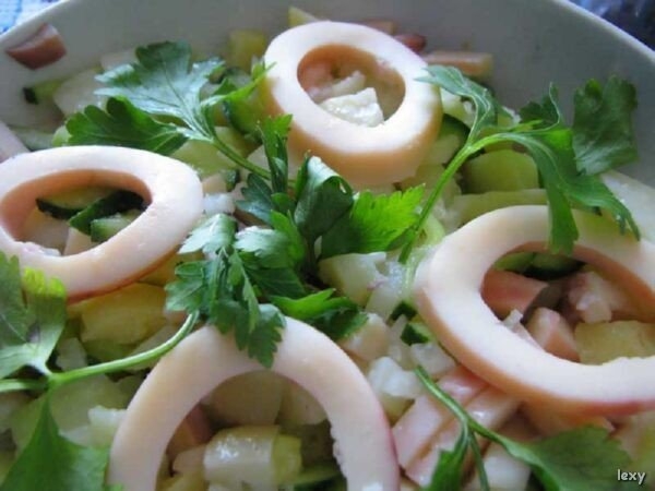 ТРИ ВКУСНЕЙШИХ САЛАТИКА С КАЛЬМАРАМИ