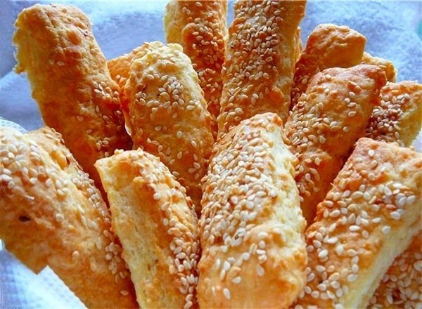 "Бюджетные" сырные палочки