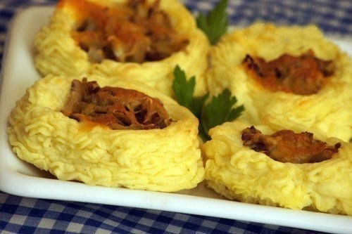 КАРТОФЕЛЬНЫЕ ГНЕЗДЫШКИ С СЫРОМ И ГРИБАМИ!