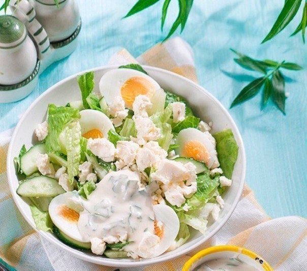 ЛЕГКИЙ САЛАТ С ОГУРЦАМИ И ЯЙЦОМ! ЛЕГКИЙ САЛАТ С ОГУРЦАМИ И ЯЙЦОМ!