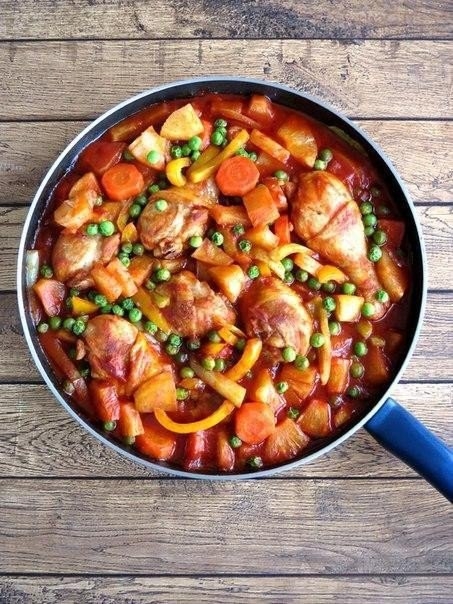 КУРИЦА С АНАНАСАМИ!