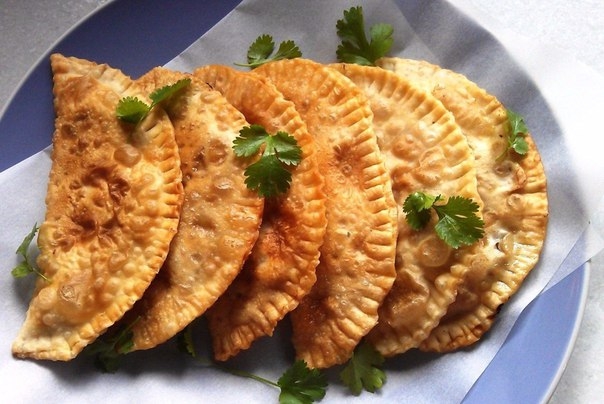 Чебуреки с картофелем и сыром!