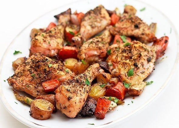 Запеченная курица с овощами!