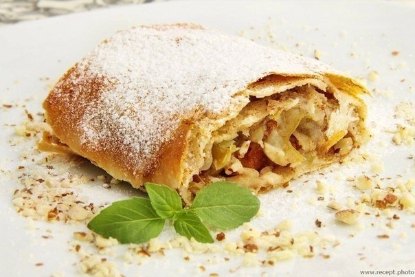 ЯБЛОЧНЫЙ ШТРУДЕЛЬ:)