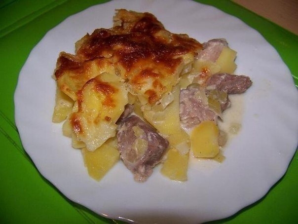 КАРТОШЕЧКА С МЯСОМ В ДУХОВКЕ КАРТОШЕЧКА С МЯСОМ В ДУХОВКЕ