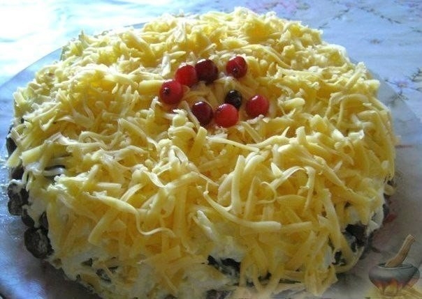 Салат куриный с грибами Салат куриный с грибами
