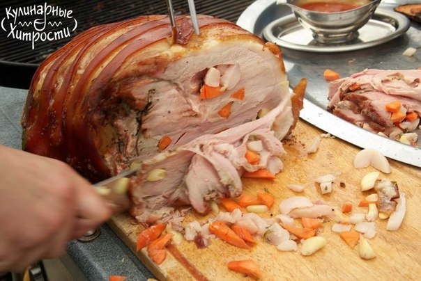 ПРАЗДНИЧНЫЙ СВИНОЙ ОКОРОК В ДУХОВКЕ,С ОЧЕНЬ ВКУСНЫМ МАРИНАДОМ