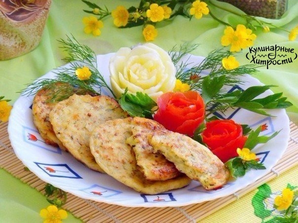 КАБАЧКОВО - СЫРНЫЕ ОЛАДЬИ КАБАЧКОВО - СЫРНЫЕ ОЛАДЬИ