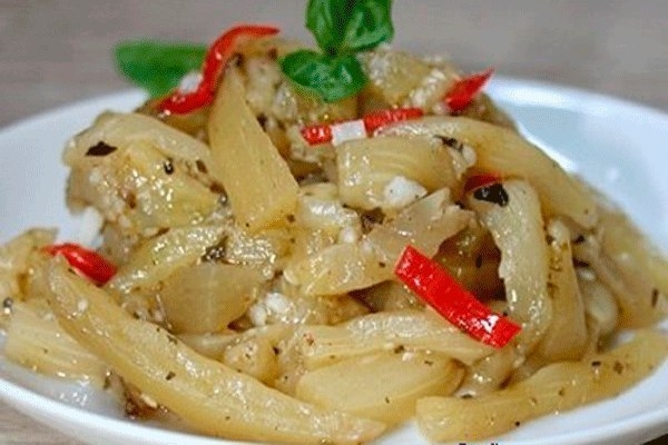 МАРИНОВАННАЯ ЗАКУСКА ИЗ БАКЛАЖАНОВ