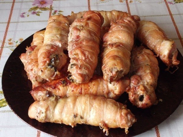 Куриные рулеты с грибами и сыром. Угощение просто великолепное!