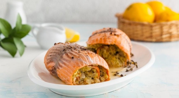 ФОРЕЛЬ С НАЧИНКОЙ ИЗ МИНДАЛЯ ФОРЕЛЬ С НАЧИНКОЙ ИЗ МИНДАЛЯ