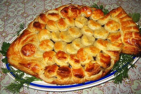 Пирог &laquo;Рыбка&raquo; с рыбной консервой