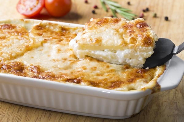 Запеканка из картофеля с творогом и сыром