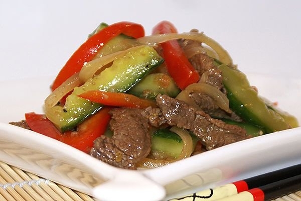 Овощи с говядиной по-корейски