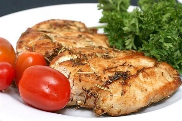 Куриная грудка со спаржей и картофелем
