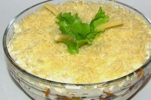Салат из шампиньонов и сардины