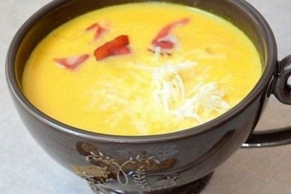 Тыквенный крем-суп с беконом и Пармезаном