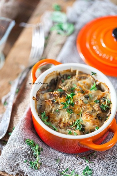 Жюльен с грибами и курицей