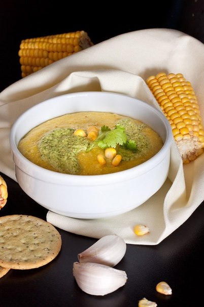 Кукурузная похлебка с кешью.
