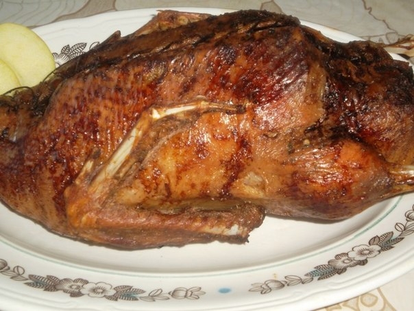 Утка фаршированная яблоками. Утка фаршированная яблоками.